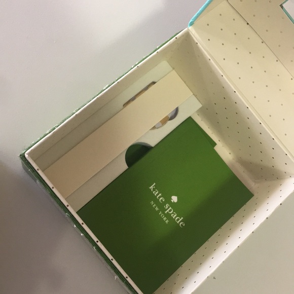 ,,, - Picture 5 of 5